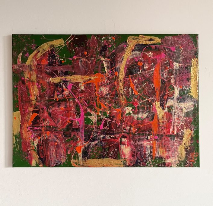 Abstrakte Malerei mit kräftigen Farben in Rot, Pink, Orange und Grün.